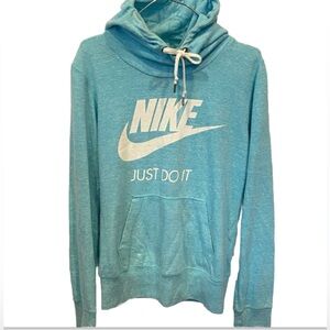 🩵 Nike Small Hoodie – Lightweight Pullover Sweatshirt, Excellent Condition.